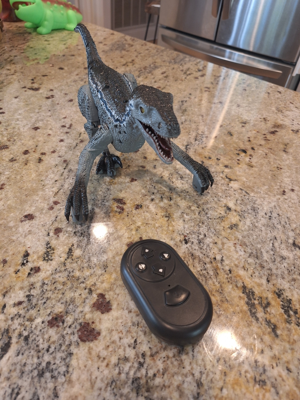 Remote Control Velociraptor Toy - Picture 3 of 3